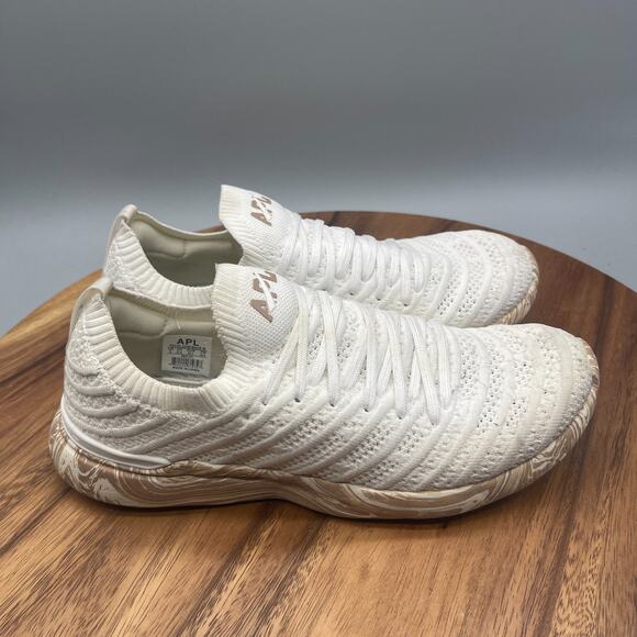 Athletic Propulsion Labs APL TechLoom Wave Shoes Womens 8 White Running Comfort - Picture 1 of 8